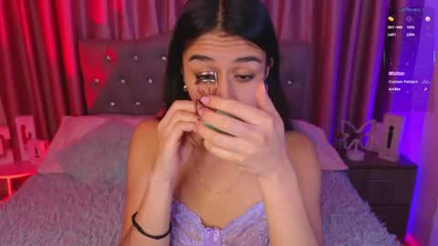 Snapshot of emiiscoot_1 chatting on July 3, 2:29 am Emily online show from July 3, 2:29 am