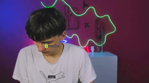 emil_lucky online show from April 21, 6:55 pm