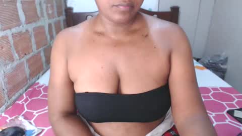 Emily online show from November 17, 11:32 pm