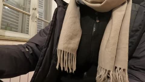 emile013 online show from January 5, 5:27 pm