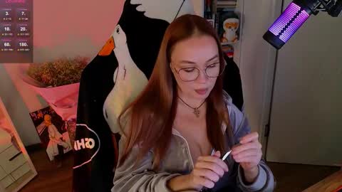 Snapshot of emili1_bc chatting on October 15, 10:37 am Emili online show from October 15, 10:37 am