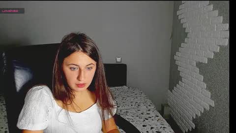 Snapshot of emili77777 chatting on September 16, 6:58 am emili77777 online show from September 16, 6:58 am