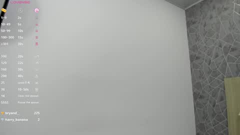 Emili Lenus online show from January 31, 2:28 pm