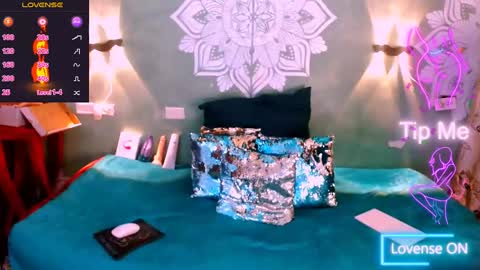 Emili roux online show from February 25, 1:50 pm