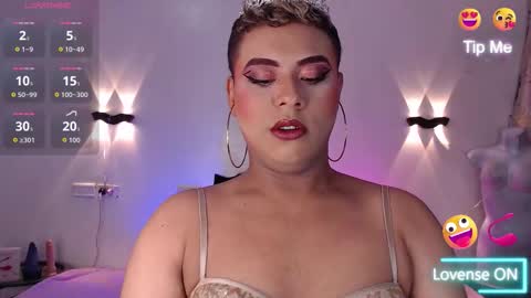 Emili roux online show from November 4, 12:15 pm