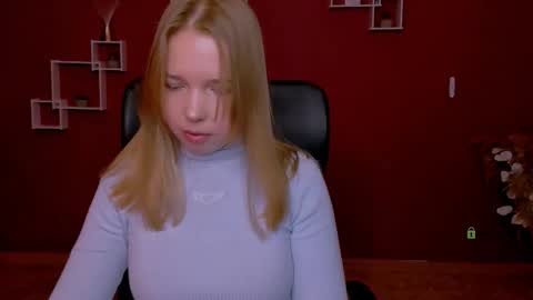 emilia_dark__ online show from March 9, 8:40 am