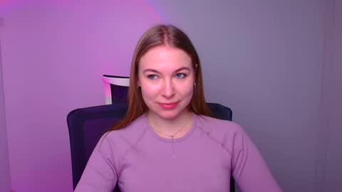 Emilia online show from February 11, 9:09 am