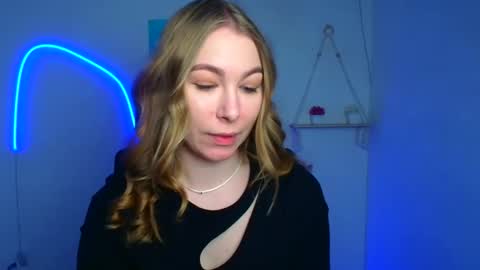 Emilia online show from February 14, 6:43 am