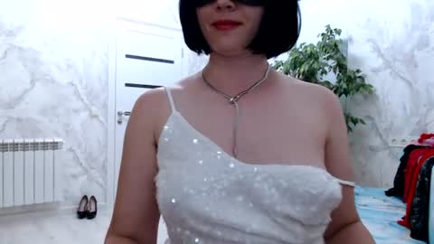 Emilia loki online show from July 21, 5:37 pm