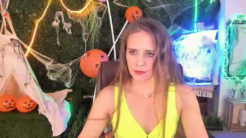 Emilia Bedy online show from October 23, 9:08 am