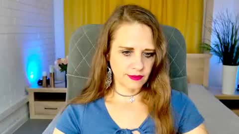 Emilia Bedy online show from July 24, 6:00 am