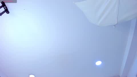 Snapshot of emiliarose_ chatting on October 26, 8:26 pm EmiliaRose online show from October 26, 8:26 pm