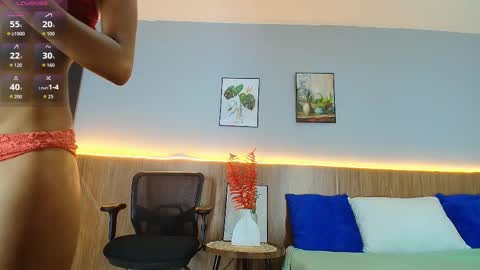 emilibonnie online show from February 18, 11:01 pm