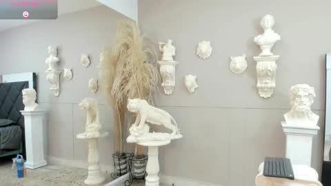 Emilio online show from November 14, 11:31 am