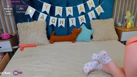 Emilly online show from February 3, 7:24 am