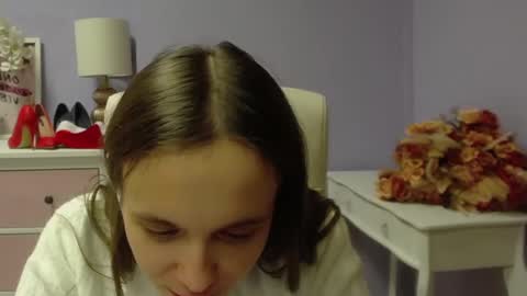 Snapshot of emilly_lust99 chatting on December 13, 1:55 pm Emilly online show from December 13, 1:55 pm