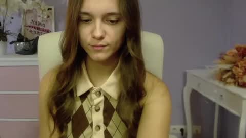 Emilly online show from January 10, 7:46 am