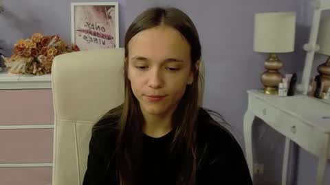 Emilly online show from September 23, 6:38 am