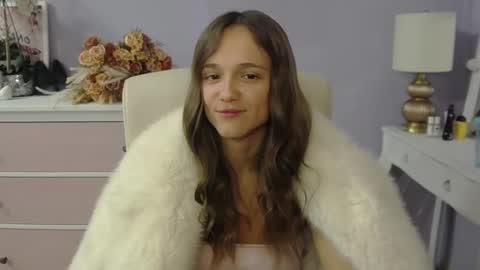 Snapshot of emilly_lust99 chatting on November 26, 8:04 am Emilly online show from November 26, 8:04 am