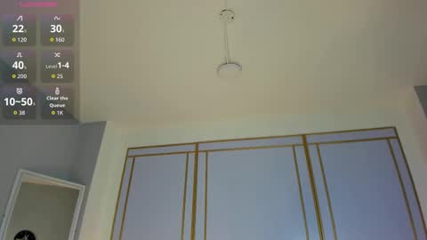 emilly_mell online show from December 21, 11:39 am