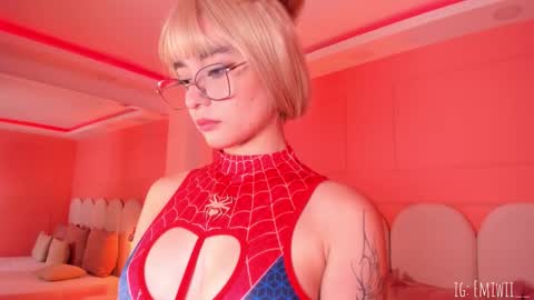 Emilly  online show from November 28, 5:37 pm