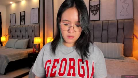 Emily online show from December 22, 6:17 am