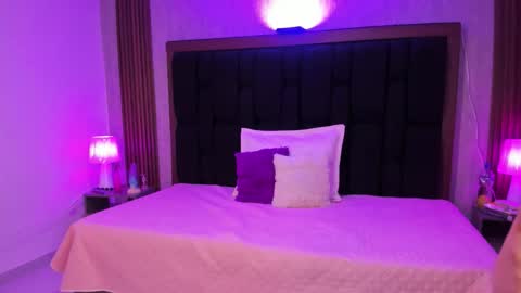 Emily online show from September 18, 4:14 am