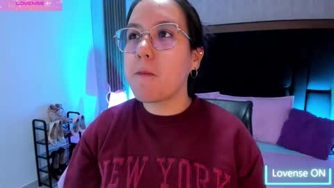 Emily online show from October 14, 4:13 am