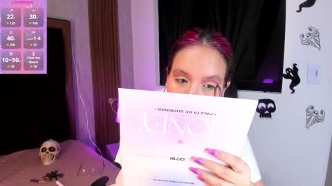 Emily online show from October 31, 4:02 am