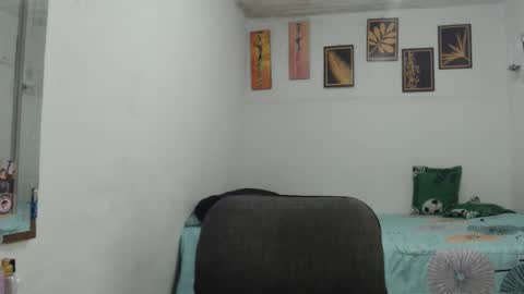 Emily online show from October 15, 9:31 am