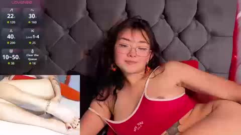 Snapshot of emily_caprile chatting on September 25, 11:52 pm Emily Caprile online show from September 25, 11:52 pm