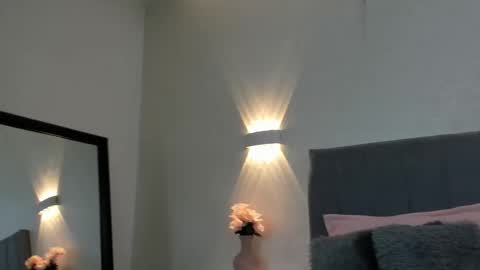 Snapshot of emily_cooper_bj chatting on November 24, 5:45 pm Emily online show from November 24, 5:45 pm