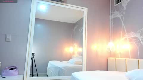 Emily online show from April 18, 11:49 pm