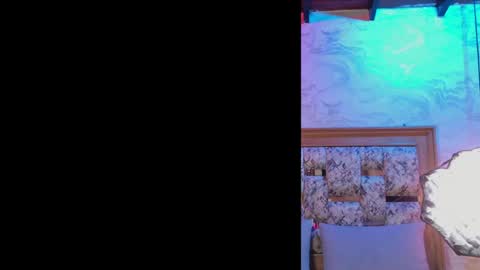 emily_dempsey online show from April 22, 7:37 pm