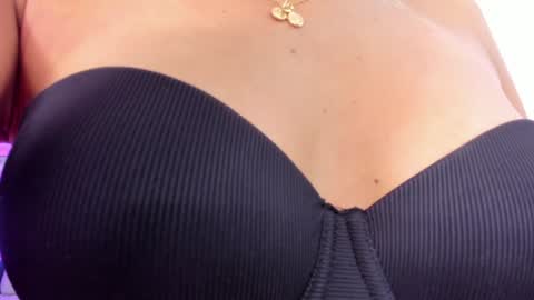 Emily online show from December 30, 4:40 pm