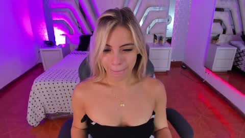 Emily online show from January 24, 10:32 am