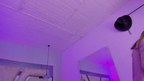 Emily online show from October 24, 11:17 am