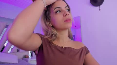 Emily online show from November 1, 11:12 am