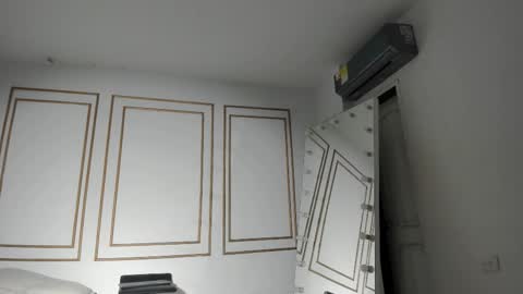 emily_gaviria1 online show from March 19, 11:58 am