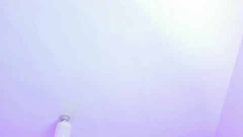 Snapshot of emily_gil1 chatting on February 8, 8:10 pm Emi online show from February 8, 8:10 pm