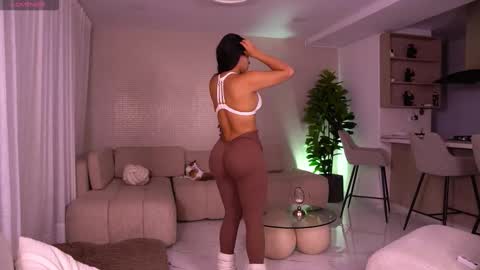 independet model online show from January 7, 11:18 pm