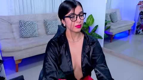 Emily online show from March 20, 11:04 am