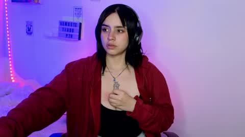 Emily Lindey online show from April 1, 6:14 am