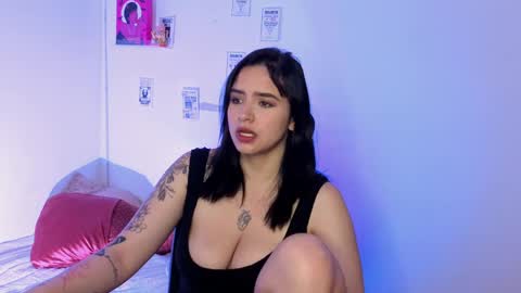 Emily Lindey online show from April 25, 4:15 am