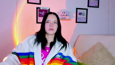 Snapshot of emily_lindey_ chatting on July 12, 7:43 am Emily Lindey online show from July 12, 7:43 am