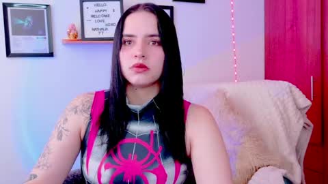 Snapshot of emily_lindey_ chatting on July 25, 6:05 pm Emily Lindey online show from July 25, 6:05 pm