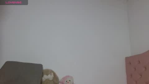 Snapshot of emily_littesweet chatting on October 25, 11:10 pm Emily littesweets online show from October 25, 11:10 pm