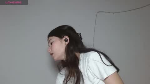Snapshot of emily_littesweet chatting on May 24, 2:38 am Emily littesweets online show from May 24, 2:38 am