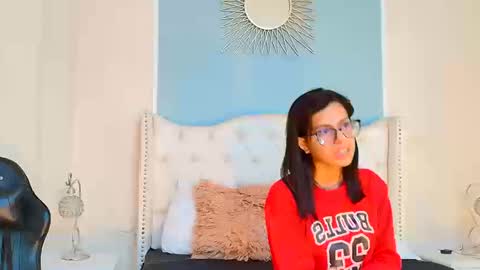 Emily online show from January 15, 9:18 pm