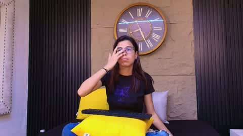 Emily online show from April 2, 9:01 pm